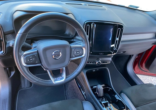Volvo XC 40 cena 148000 przebieg: 61638, rok produkcji 2020 z Osiek małe 596